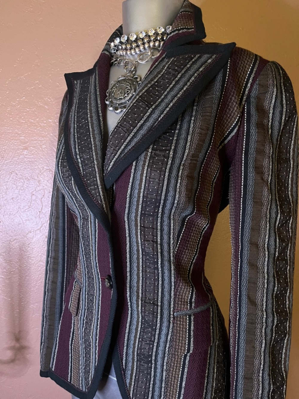 Peruvian Collection Tailored Blazer Stripped - Burgundy, Black & Gray.  Sz 8
